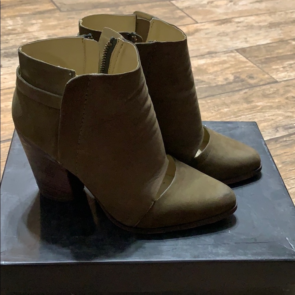 Joe’s Boots